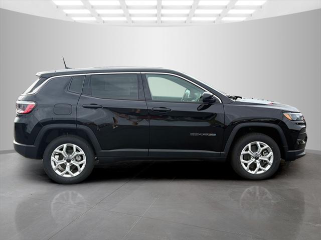 new 2025 Jeep Compass car, priced at $29,090