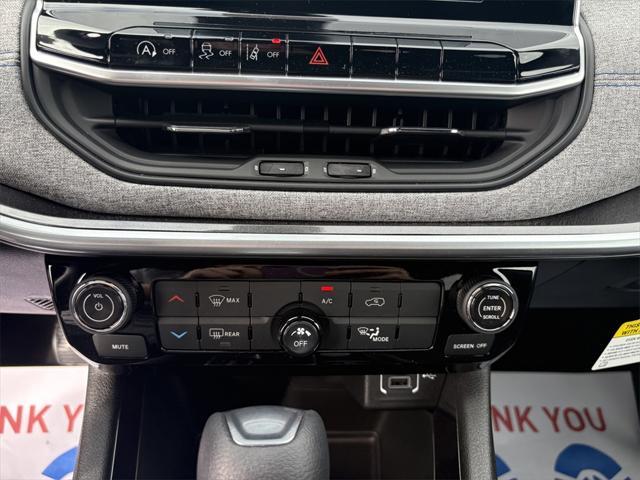 new 2025 Jeep Compass car, priced at $29,090
