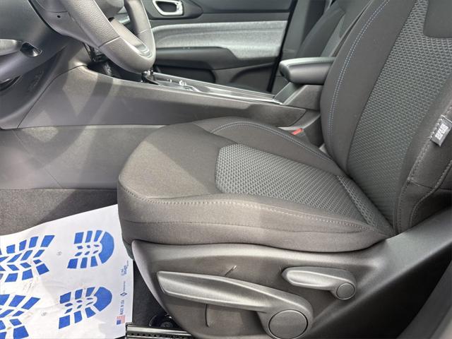 new 2025 Jeep Compass car, priced at $29,090