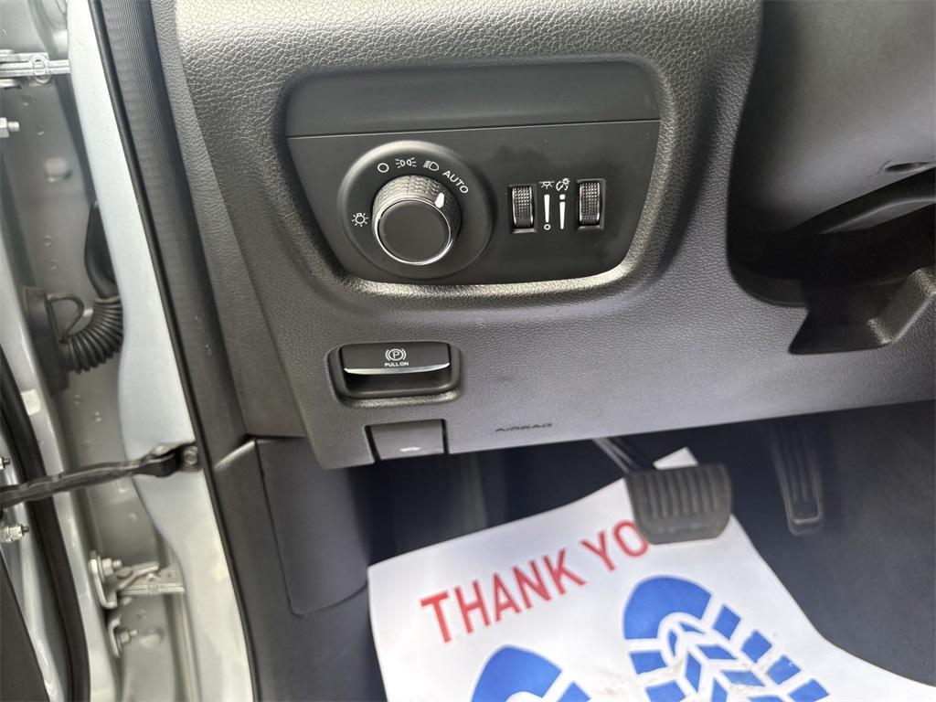 used 2024 Jeep Grand Cherokee L car, priced at $32,750