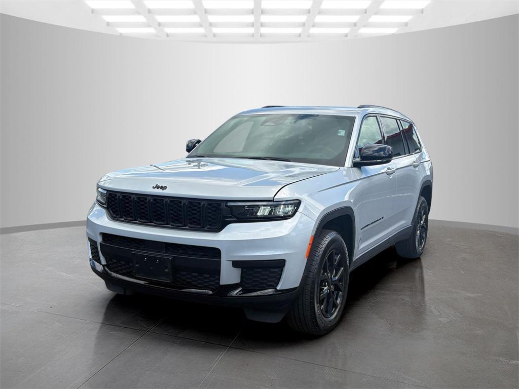 used 2024 Jeep Grand Cherokee L car, priced at $32,750