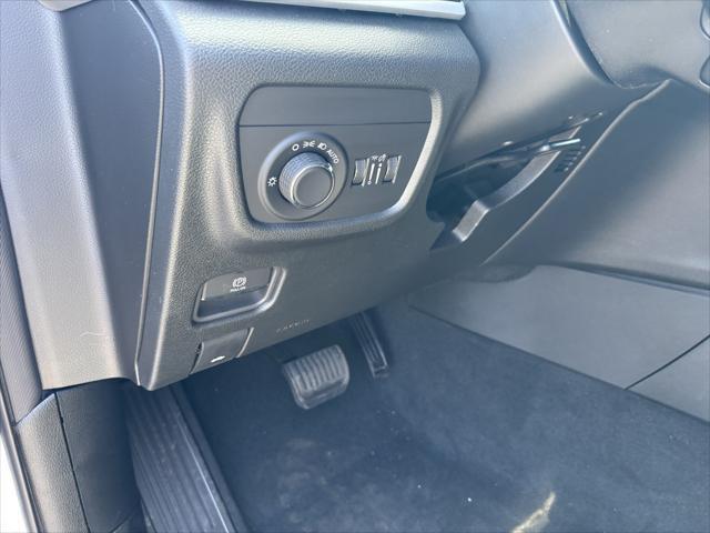 new 2025 Jeep Grand Cherokee car, priced at $42,615