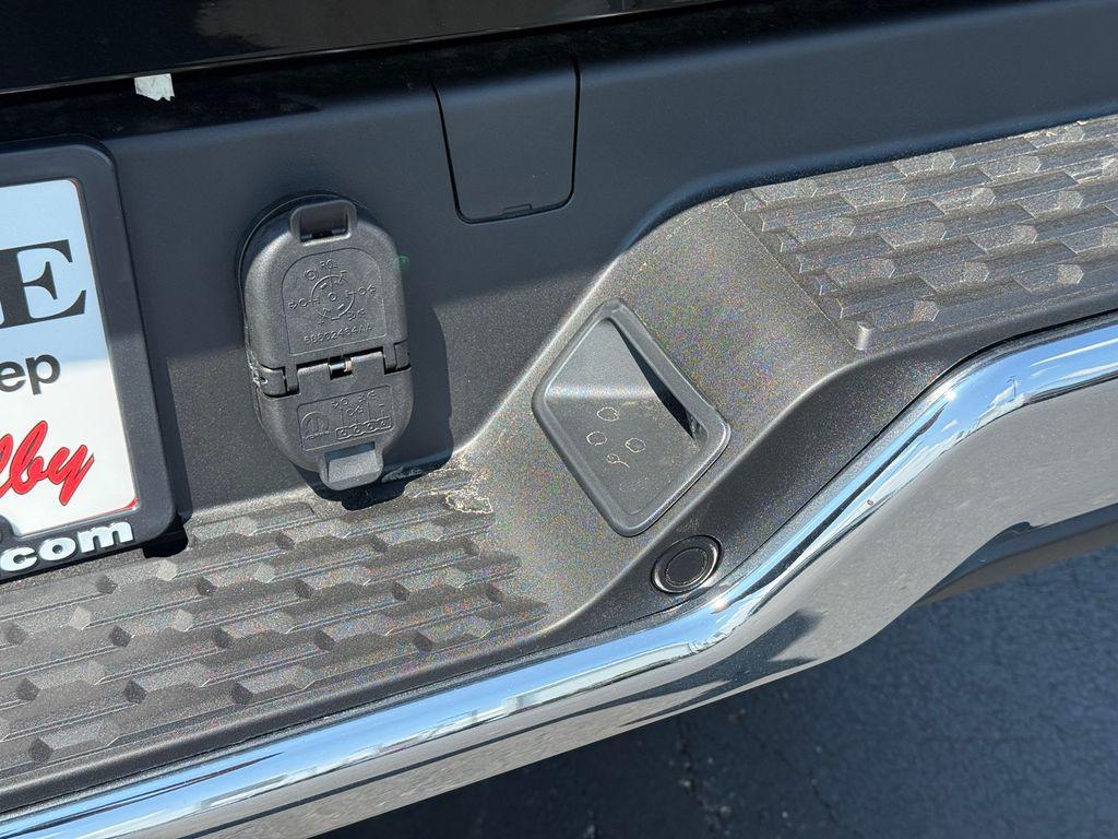 new 2025 Ram 1500 car, priced at $41,131