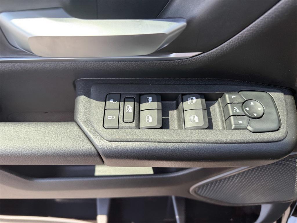 new 2025 Ram 1500 car, priced at $44,051