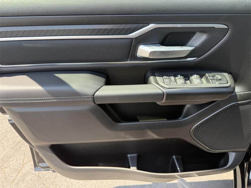 new 2025 Ram 1500 car, priced at $44,051