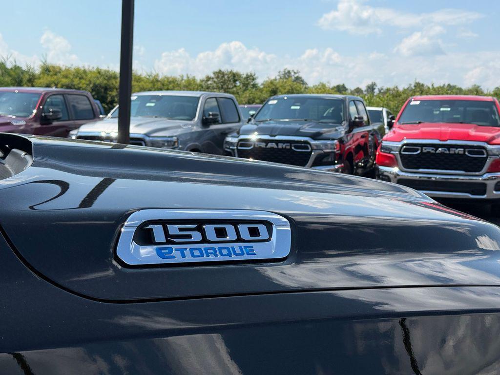 new 2025 Ram 1500 car, priced at $41,131