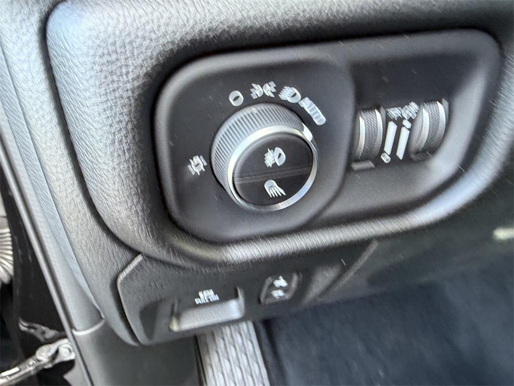 new 2025 Ram 1500 car, priced at $45,350