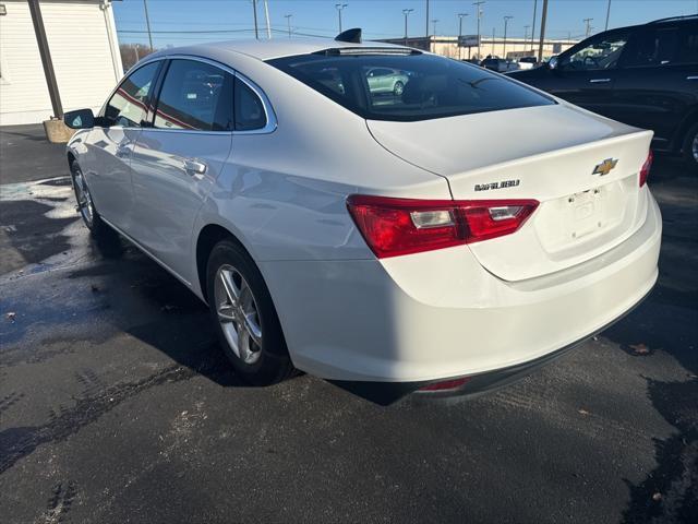 used 2021 Chevrolet Malibu car, priced at $17,274