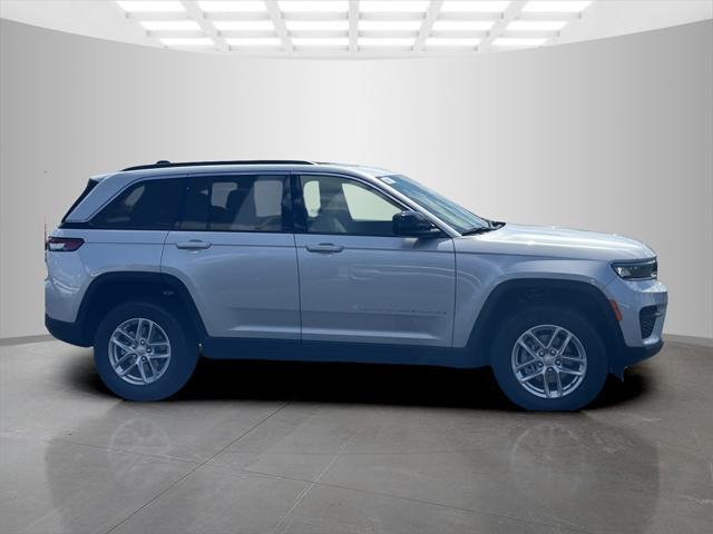 new 2024 Jeep Grand Cherokee car, priced at $33,353