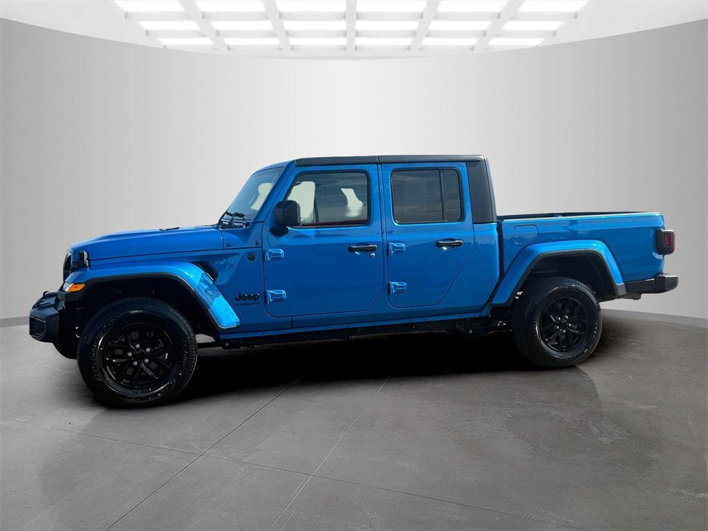 used 2022 Jeep Gladiator car, priced at $33,000
