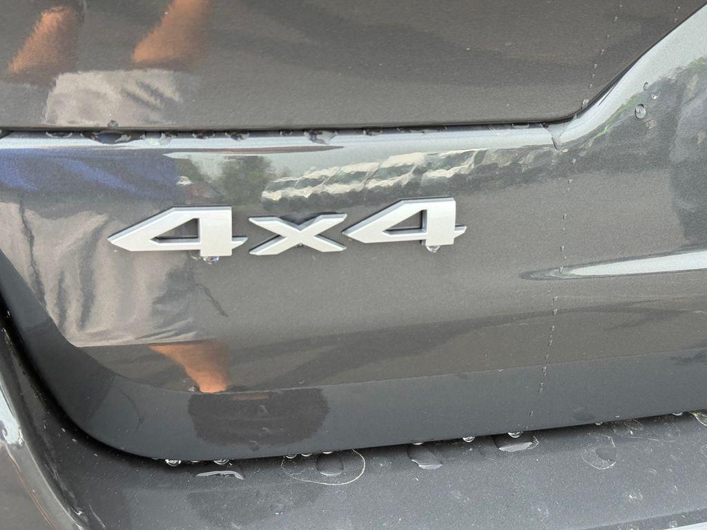 new 2025 Jeep Grand Cherokee car, priced at $42,201