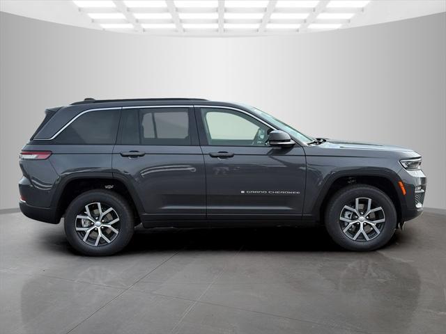 new 2025 Jeep Grand Cherokee car, priced at $41,131