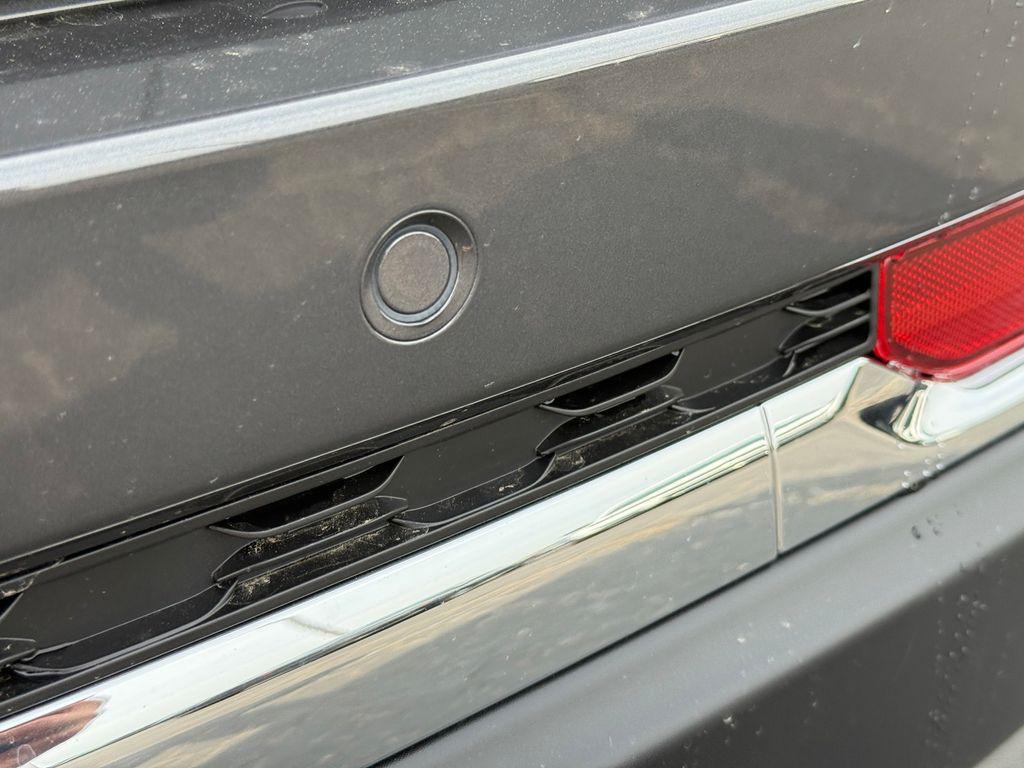 new 2025 Jeep Grand Cherokee car, priced at $42,201