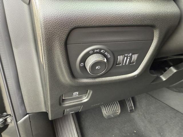 new 2025 Jeep Grand Cherokee L car, priced at $48,262