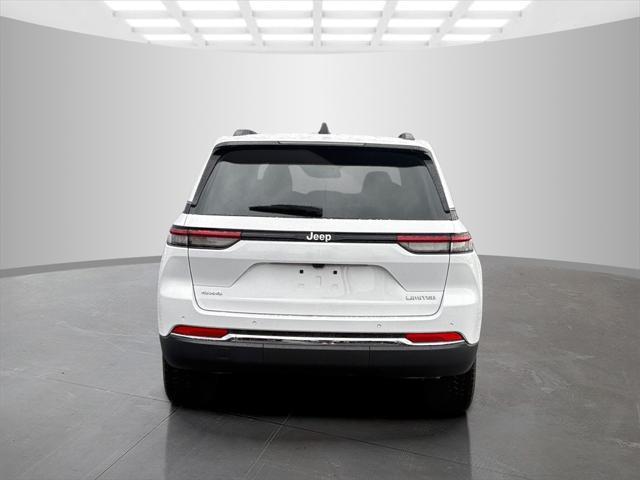 new 2025 Jeep Grand Cherokee car, priced at $40,536