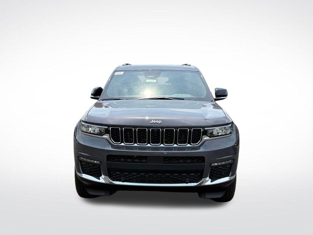 new 2025 Jeep Grand Cherokee L car, priced at $47,671