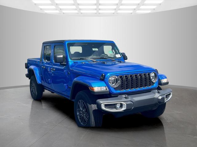 new 2024 Jeep Gladiator car, priced at $38,981