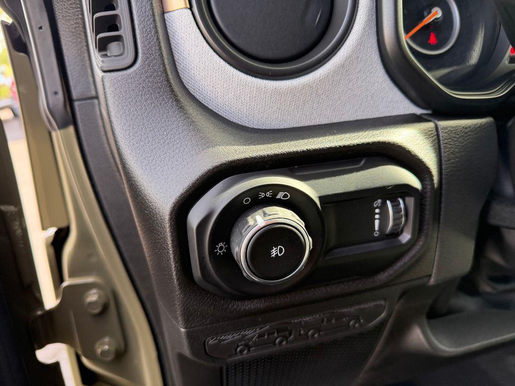 new 2026 Jeep Wrangler car, priced at $40,906