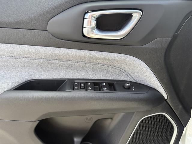 new 2025 Jeep Compass car, priced at $27,495