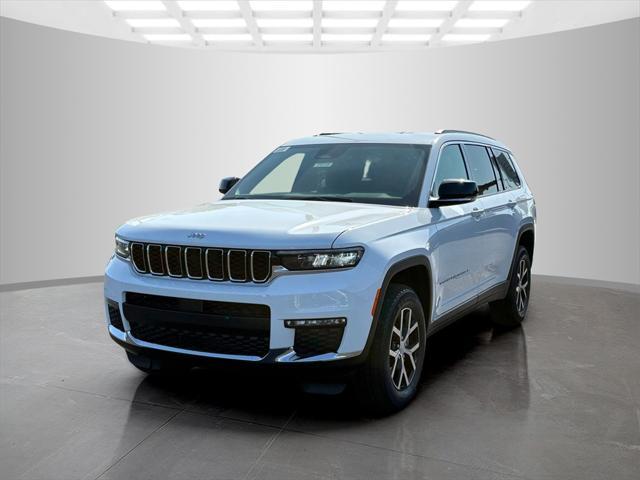 new 2025 Jeep Grand Cherokee L car, priced at $42,327