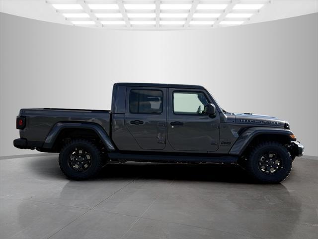 new 2025 Jeep Gladiator car, priced at $45,197