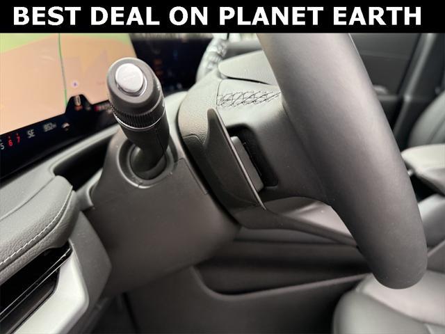 used 2025 Cadillac XT4 car, priced at $40,500