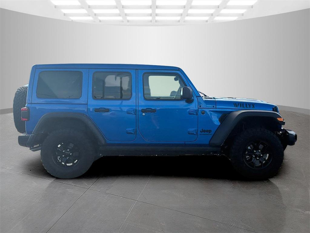 new 2025 Jeep Wrangler car, priced at $48,176