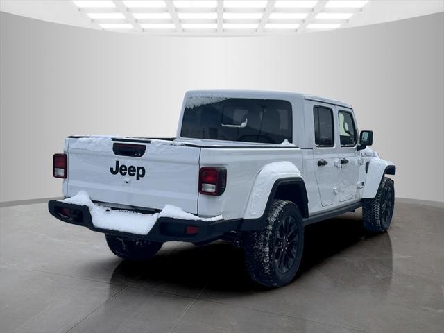 new 2025 Jeep Gladiator car, priced at $40,260