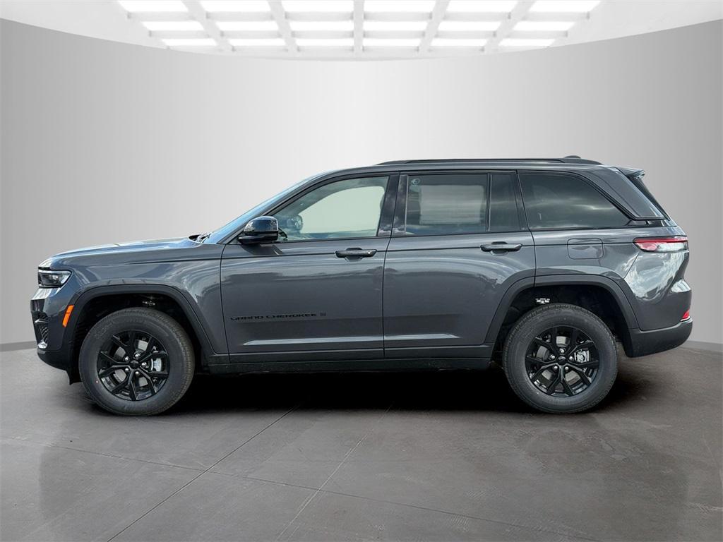new 2025 Jeep Grand Cherokee car, priced at $41,065