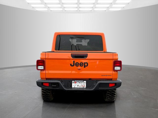 new 2025 Jeep Gladiator car, priced at $45,497