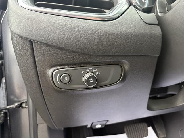 used 2022 Chevrolet Equinox car, priced at $16,500
