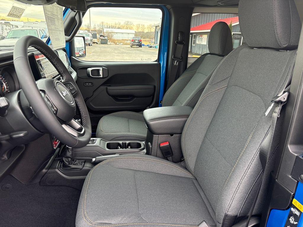 new 2026 Jeep Wrangler car, priced at $47,643