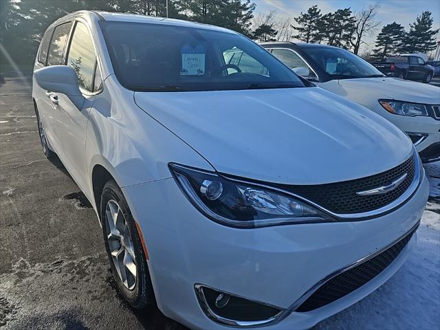 used 2018 Chrysler Pacifica car, priced at $12,395