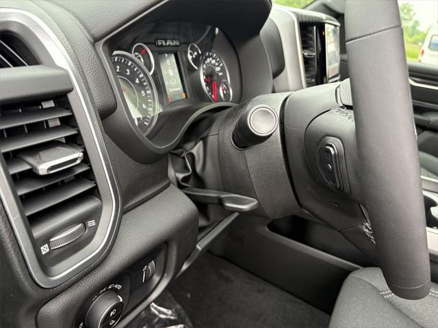 new 2025 Ram 1500 car, priced at $45,557