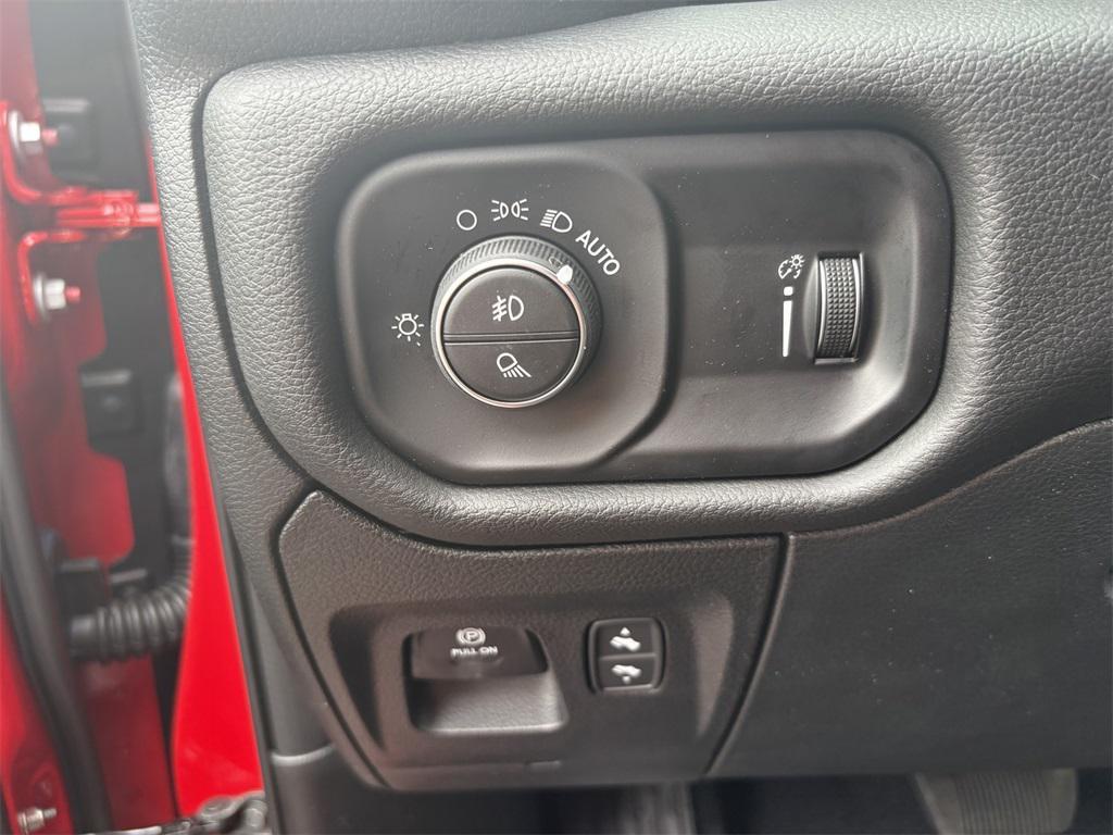 new 2025 Ram 1500 car, priced at $42,235