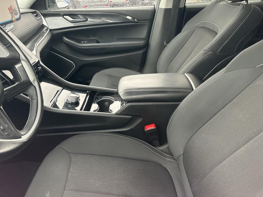 used 2022 Jeep Grand Cherokee car, priced at $28,750