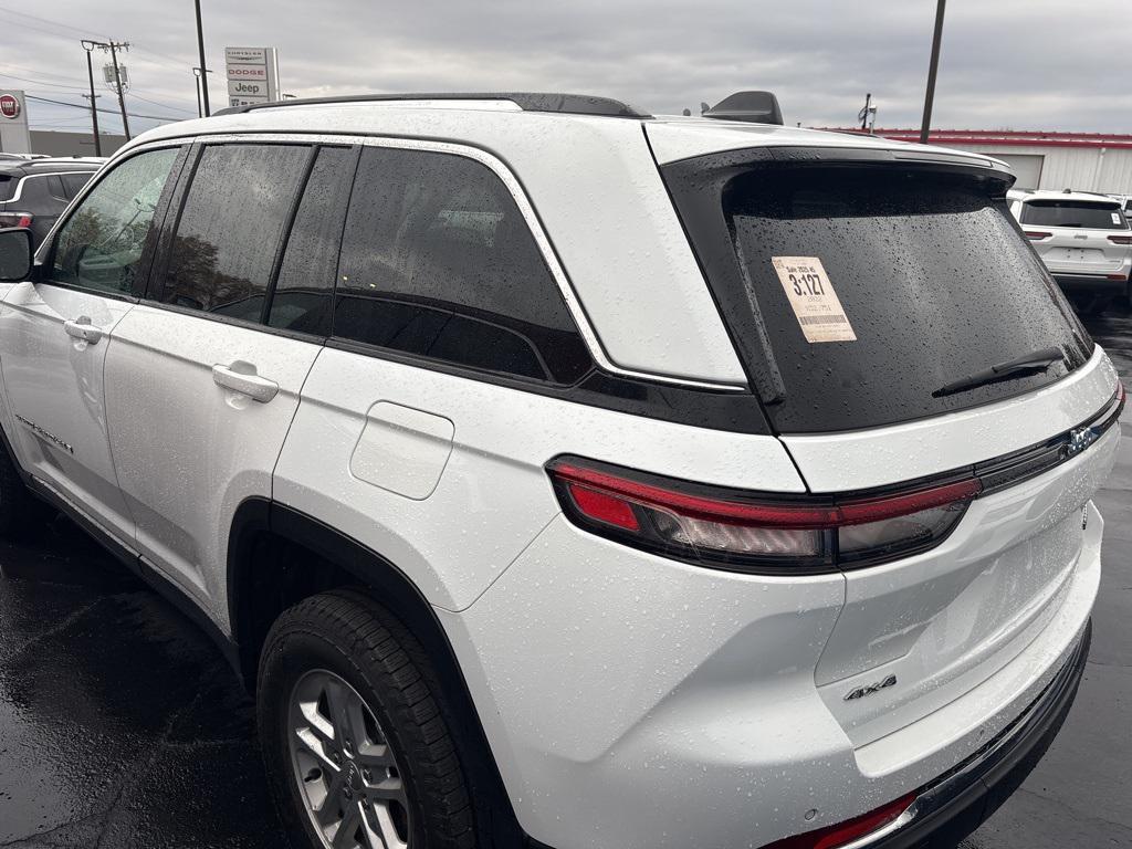 used 2022 Jeep Grand Cherokee car, priced at $28,750