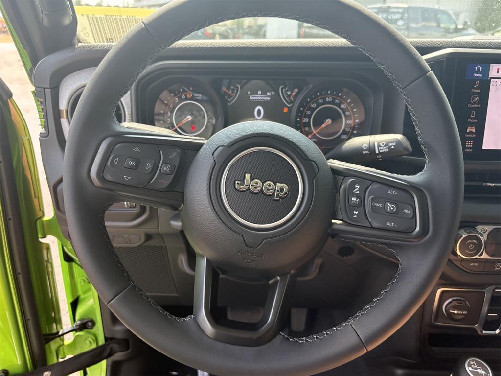 new 2025 Jeep Gladiator car, priced at $41,977