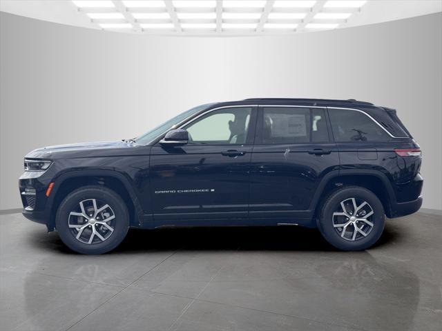 new 2024 Jeep Grand Cherokee car, priced at $38,735