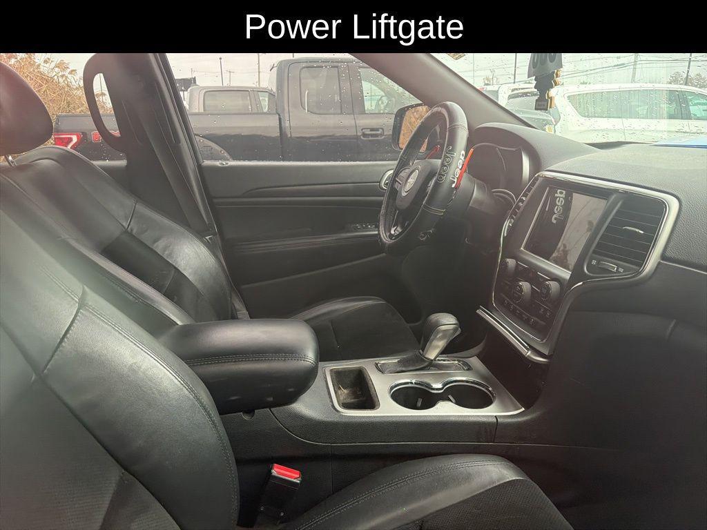 used 2017 Jeep Grand Cherokee car, priced at $11,250