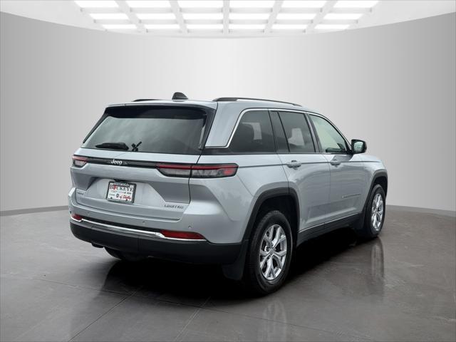 used 2022 Jeep Grand Cherokee car, priced at $29,000