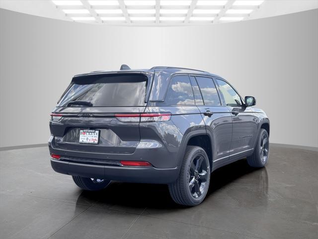 new 2024 Jeep Grand Cherokee car, priced at $40,009