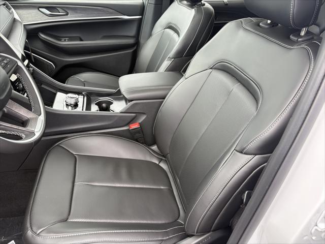 new 2025 Jeep Grand Cherokee 4xe car, priced at $60,325