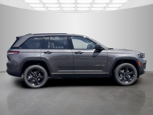 new 2024 Jeep Grand Cherokee car, priced at $40,509