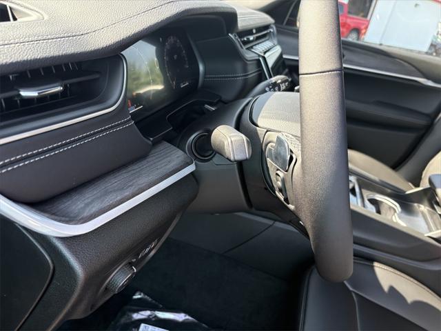 new 2025 Jeep Grand Cherokee L car, priced at $42,922