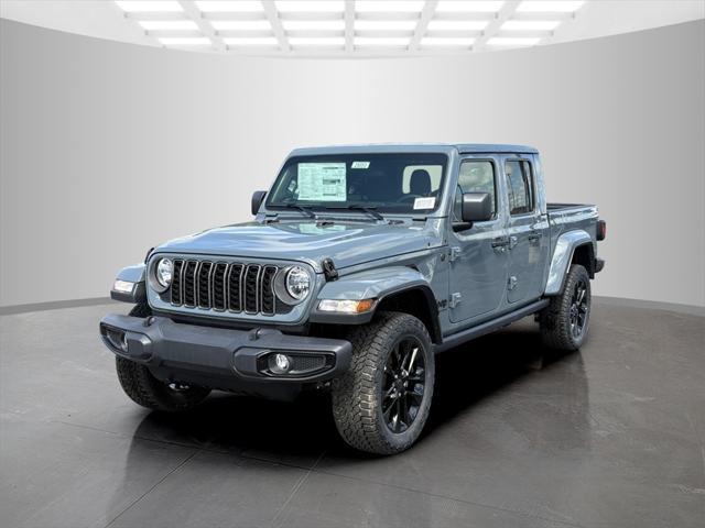 new 2025 Jeep Gladiator car, priced at $43,180