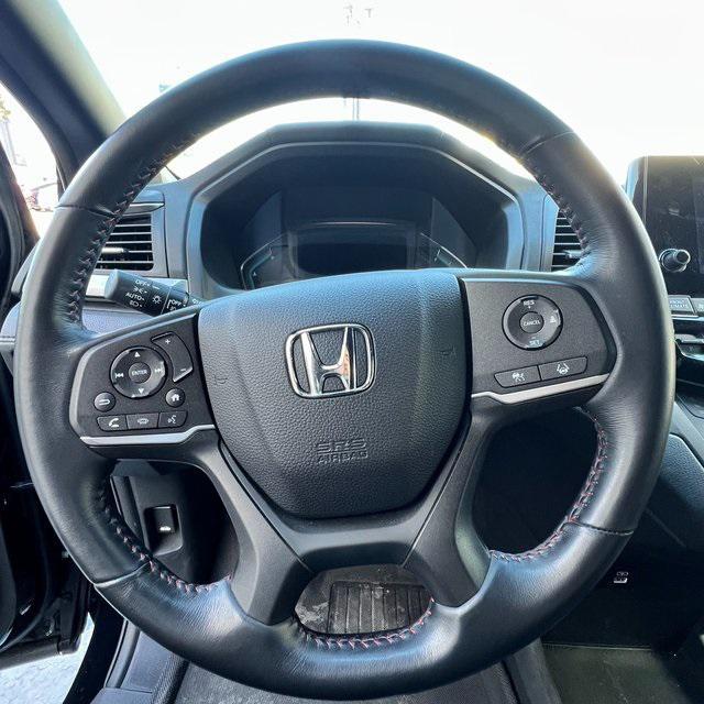 used 2023 Honda Odyssey car, priced at $35,998