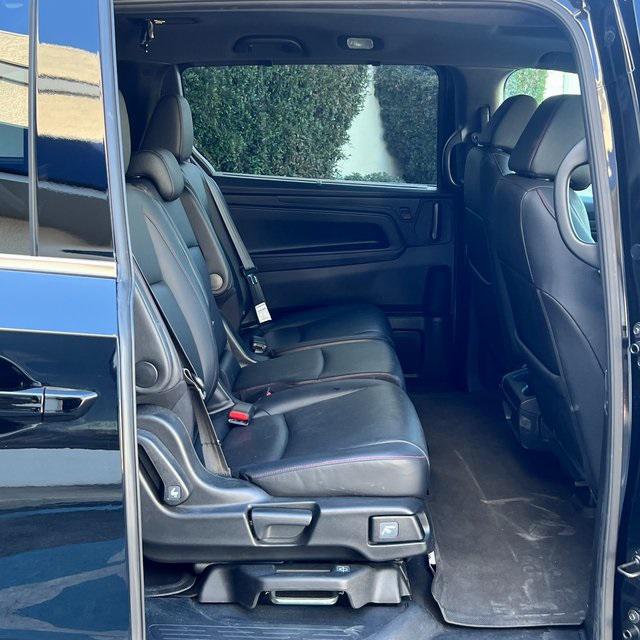 used 2023 Honda Odyssey car, priced at $35,998