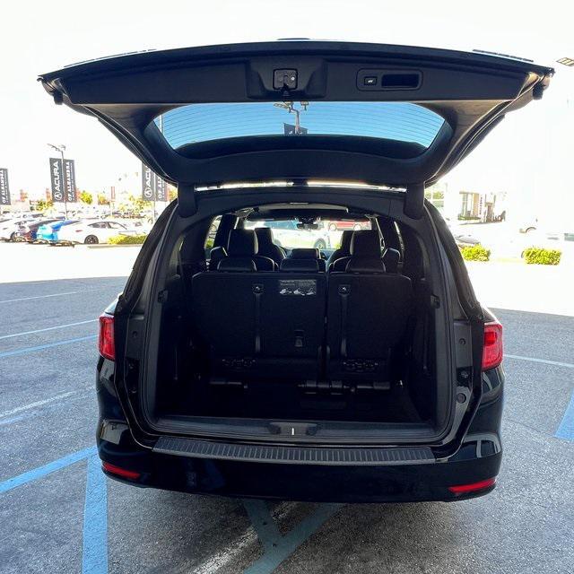 used 2023 Honda Odyssey car, priced at $35,998