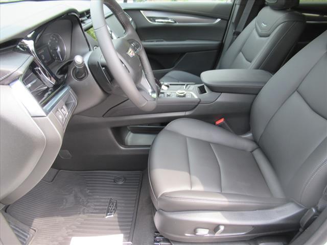new 2025 Cadillac XT6 car, priced at $54,410